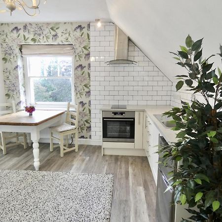 The Mount Somerton Retreat - Nr Bruton, Glastonbury, The Spectacular Wells Cathedral, Millfield School, Leonardo Helicopters, Yeovilton Екстериор снимка