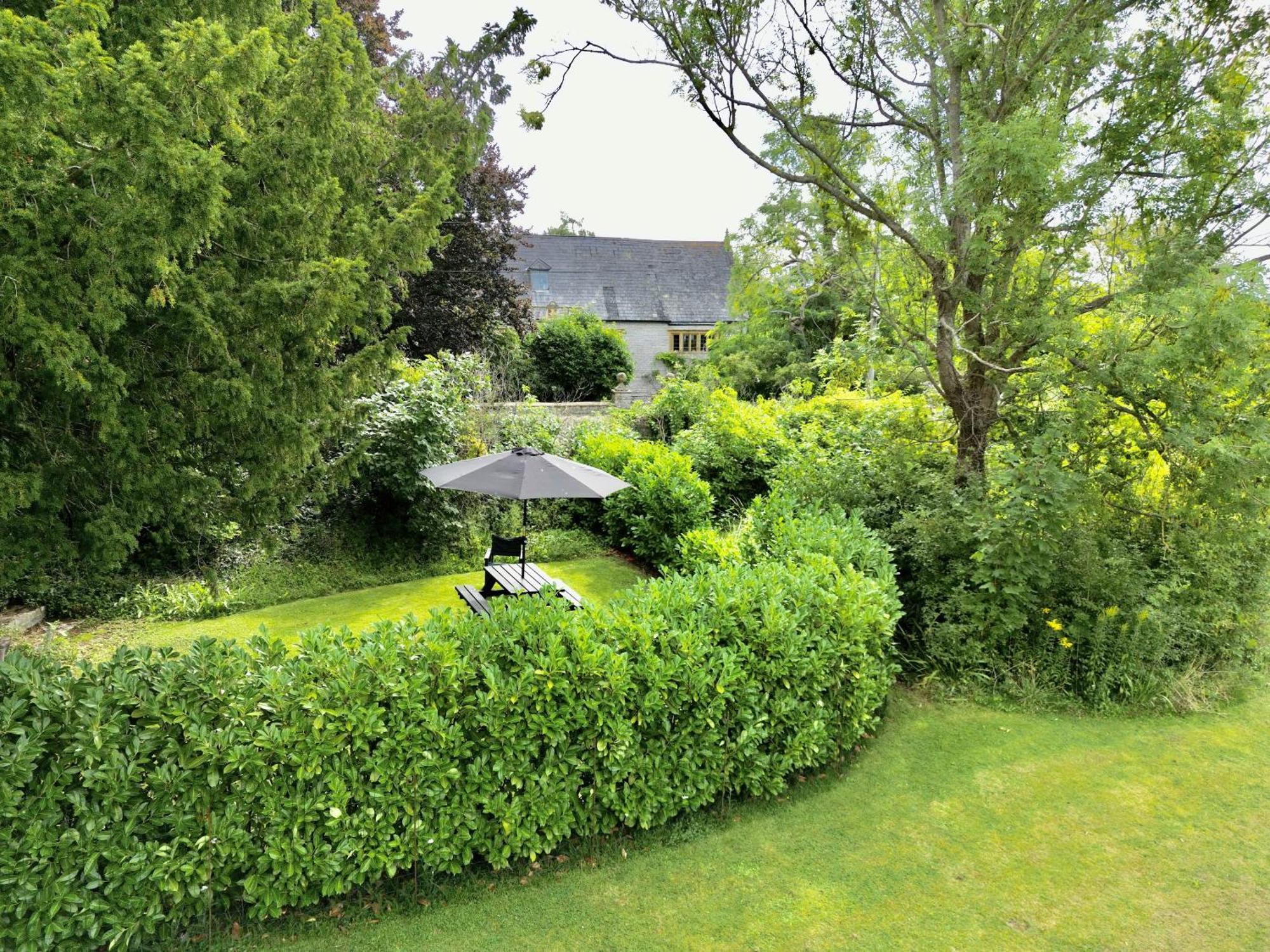 The Mount Somerton Retreat - Nr Bruton, Glastonbury, The Spectacular Wells Cathedral, Millfield School, Leonardo Helicopters, Yeovilton Екстериор снимка