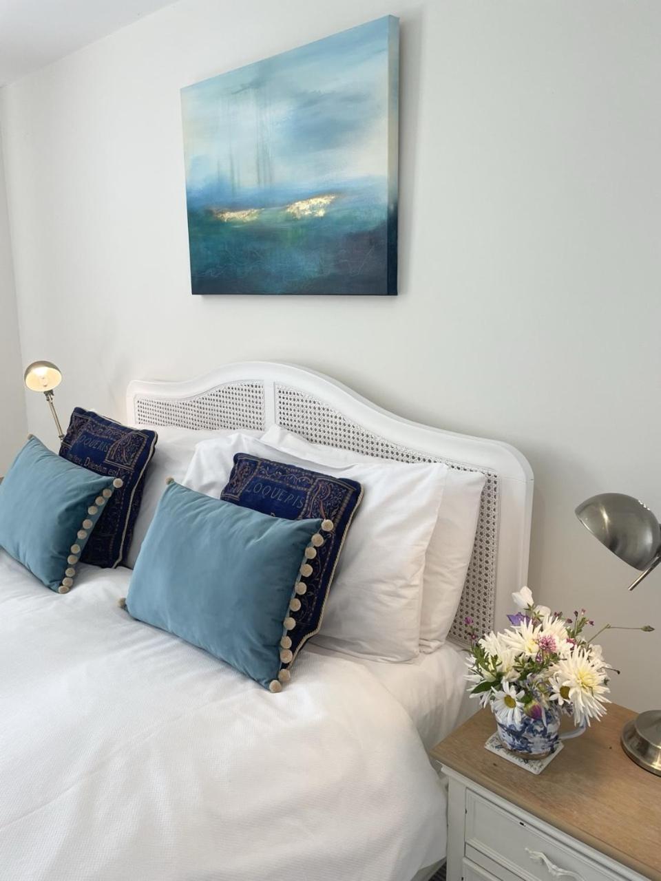 The Mount Somerton Retreat - Nr Bruton, Glastonbury, The Spectacular Wells Cathedral, Millfield School, Leonardo Helicopters, Yeovilton Екстериор снимка